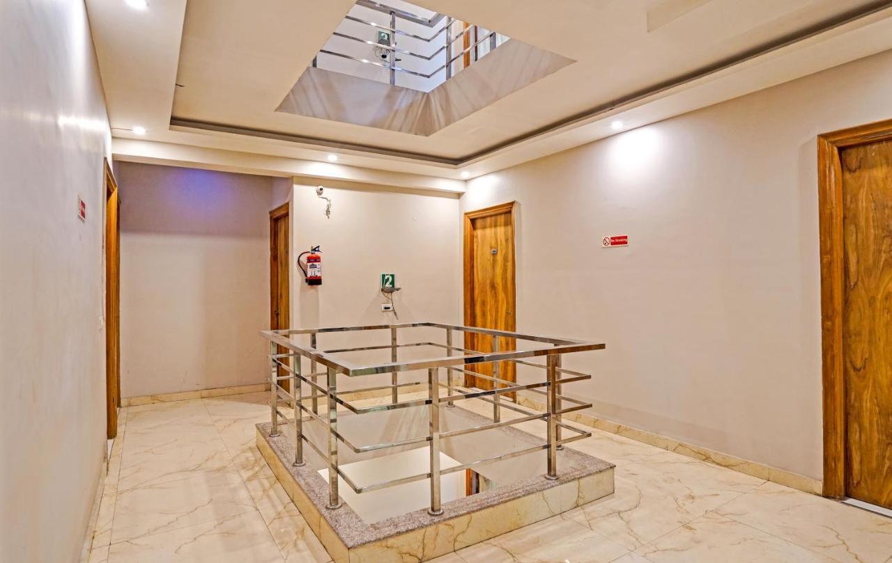 The Palm Suites - Medicity Gurgaon Eksteriør billede